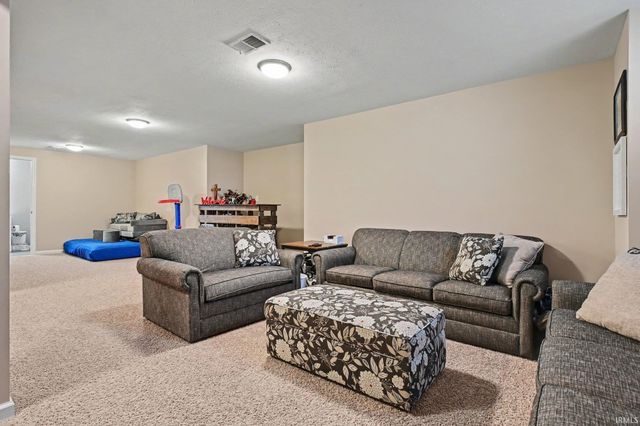1104 S Main Street, Mishawaka, IN 46544