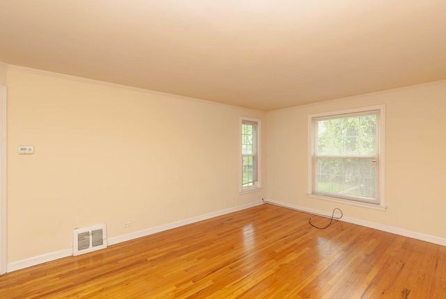 4258 W Nelson Street 2, Chicago, IL 60641