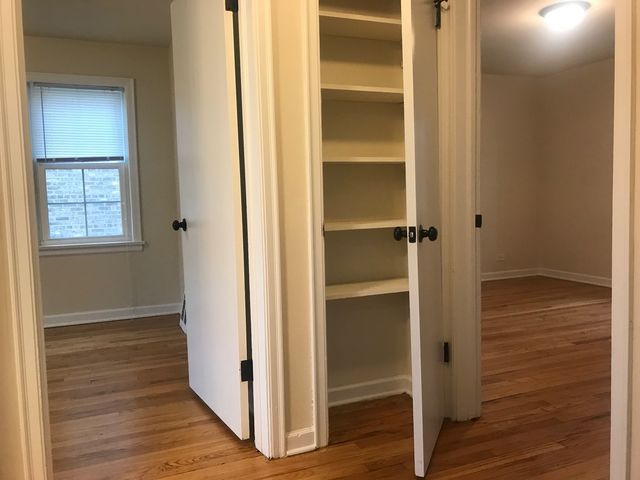 4258 W Nelson Street 2, Chicago, IL 60641