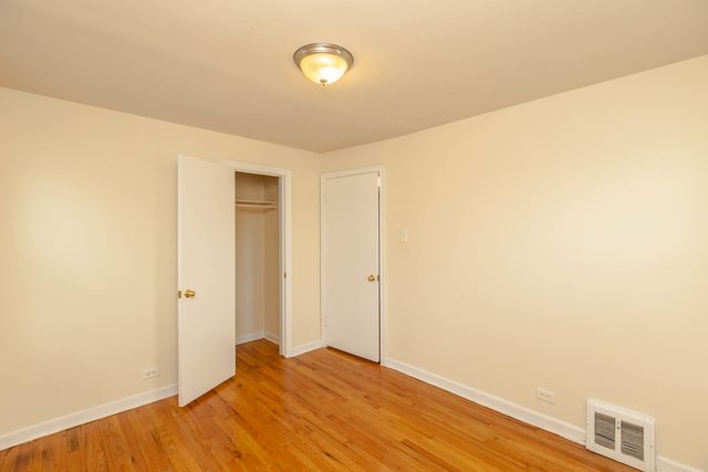 4258 W Nelson Street 2, Chicago, IL 60641