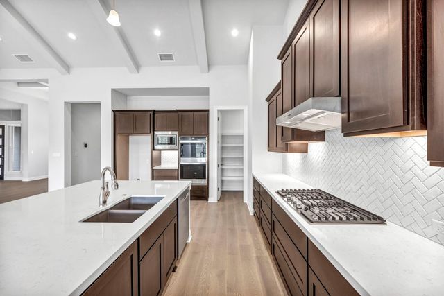 280 Wellborn RD, Liberty Hill, TX 78642