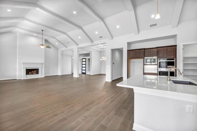 280 Wellborn RD, Liberty Hill, TX 78642