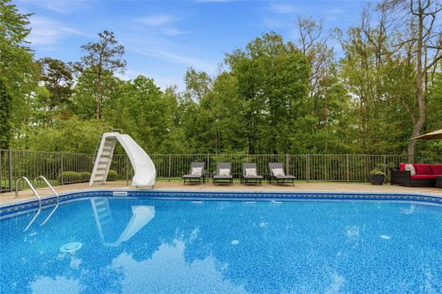 1225 Silver Drive, Millcreek Twp, PA 16509