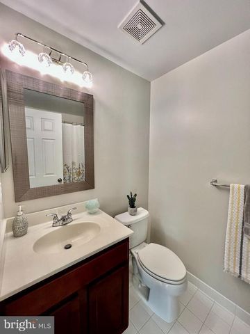 23930 CATAWBA HILL DR, Clarksburg, MD 20871