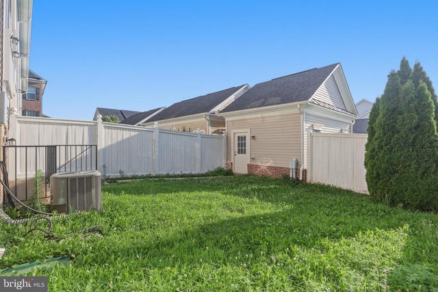 23930 CATAWBA HILL DR, Clarksburg, MD 20871