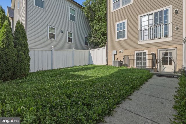 23930 CATAWBA HILL DR, Clarksburg, MD 20871