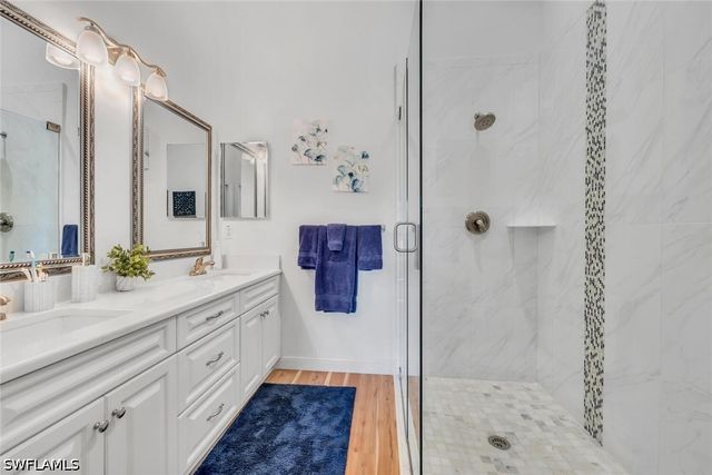 1562 Weybridge CIR 31, Naples, FL 34110