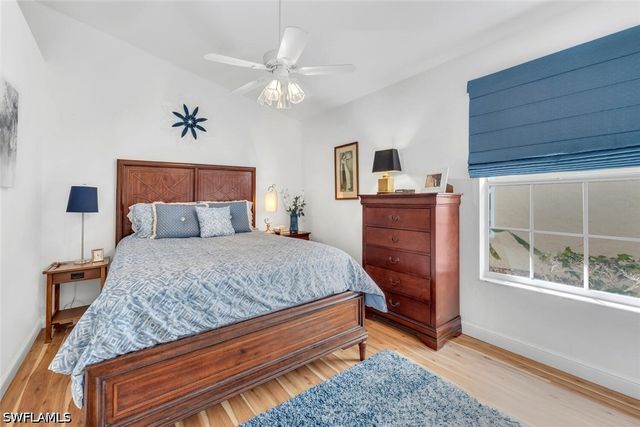 1562 Weybridge CIR 31, Naples, FL 34110