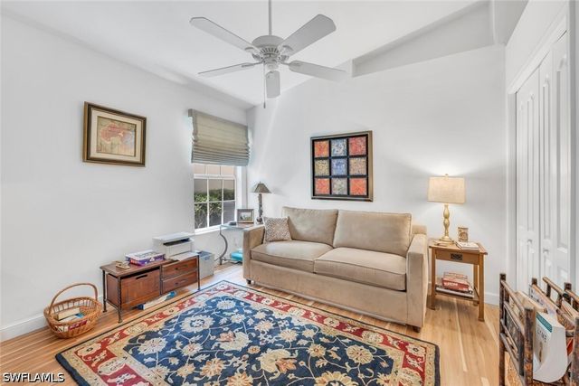 1562 Weybridge CIR 31, Naples, FL 34110