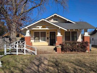 713 NW Columbia, Lawton, OK 73505