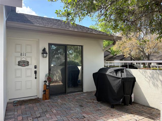 811 OAK PARK PLACE, Brandon, FL 33511