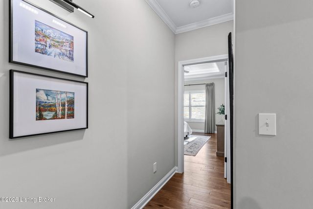 4203 Hidden Bluff Ct, Louisville, KY 40241