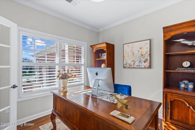 4203 Hidden Bluff Ct, Louisville, KY 40241