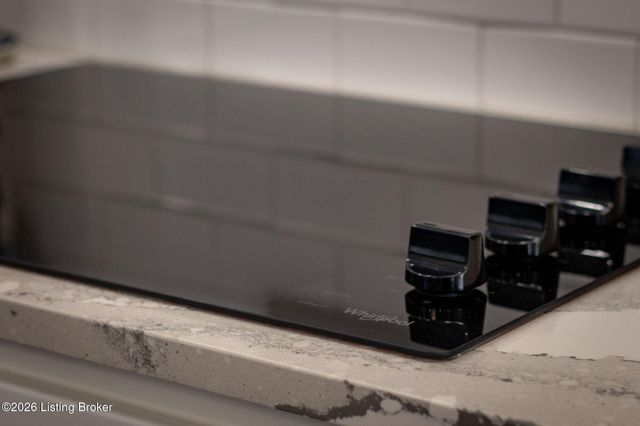 4203 Hidden Bluff Ct, Louisville, KY 40241