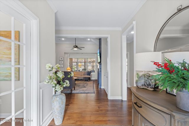 4203 Hidden Bluff Ct, Louisville, KY 40241