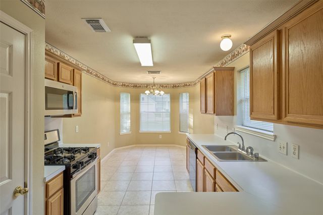 12121 La Salle Branch, Conroe, TX 77304