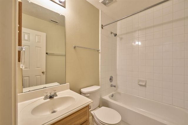 12121 La Salle Branch, Conroe, TX 77304