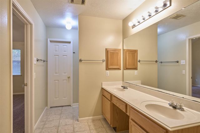 12121 La Salle Branch, Conroe, TX 77304