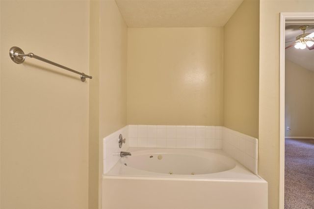 12121 La Salle Branch, Conroe, TX 77304
