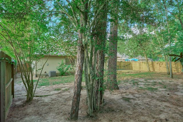 12121 La Salle Branch, Conroe, TX 77304