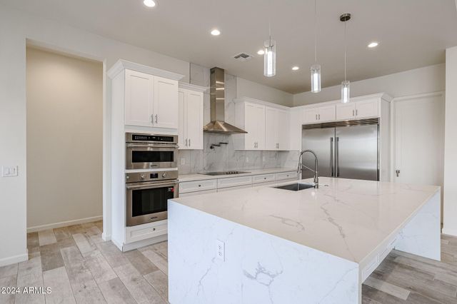 14930 W EL CORTEZ Place, Surprise, AZ 85387