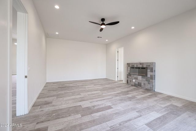 14930 W EL CORTEZ Place, Surprise, AZ 85387