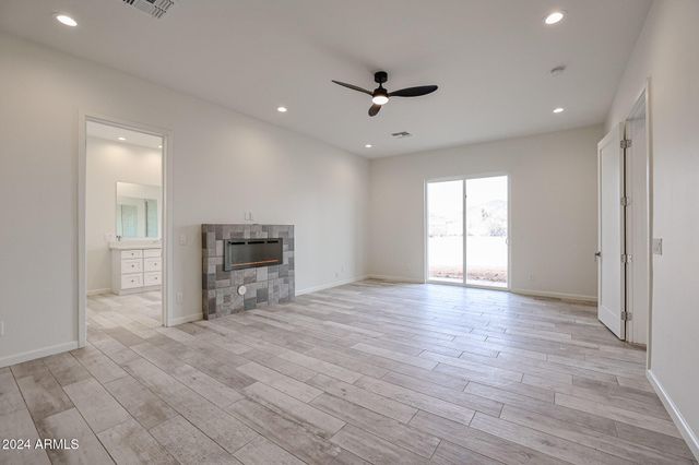 14930 W EL CORTEZ Place, Surprise, AZ 85387