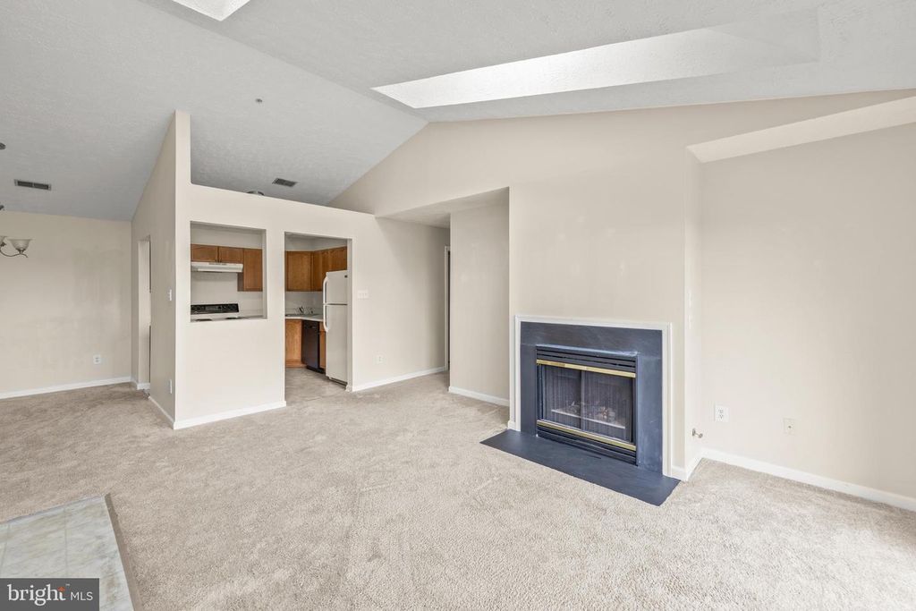 115-12 BROOKLAND TER #12, Winchester, VA 22602