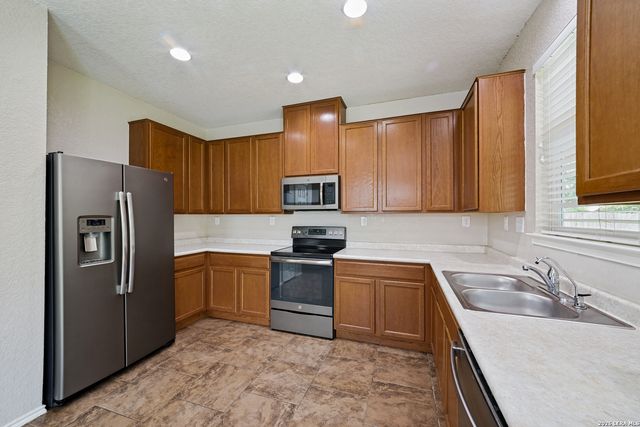 2419 Sundrop Bay, San Antonio, TX 78224