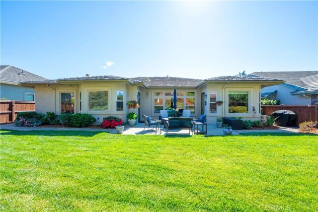 960 Wigeon Way, Arroyo Grande, CA 93420