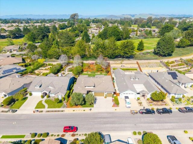 960 Wigeon Way, Arroyo Grande, CA 93420