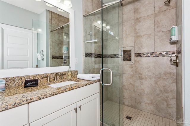 1495 Seaside Cir, Navarre Beach, FL 32566