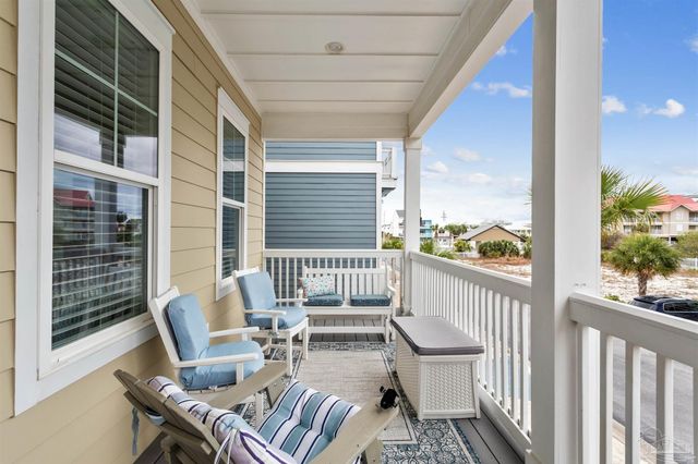 1495 Seaside Cir, Navarre Beach, FL 32566