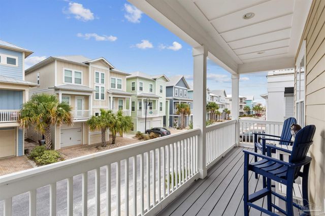 1495 Seaside Cir, Navarre Beach, FL 32566