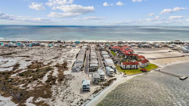 1495 Seaside Cir, Navarre Beach, FL 32566