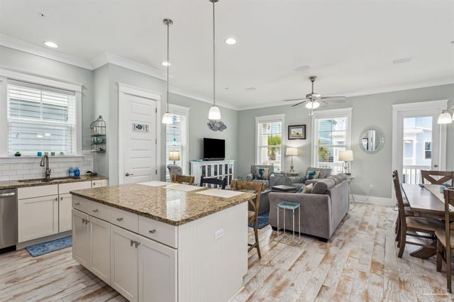 1495 Seaside Cir, Navarre Beach, FL 32566