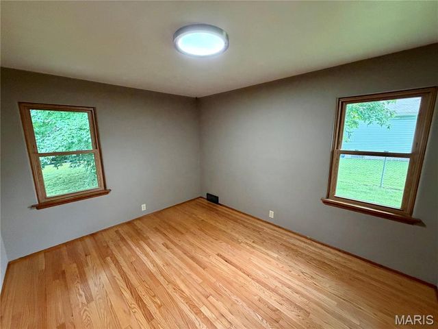 78 N Circle Drive, East Alton, IL 62024