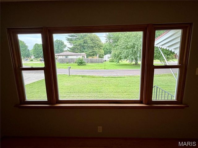 78 N Circle Drive, East Alton, IL 62024