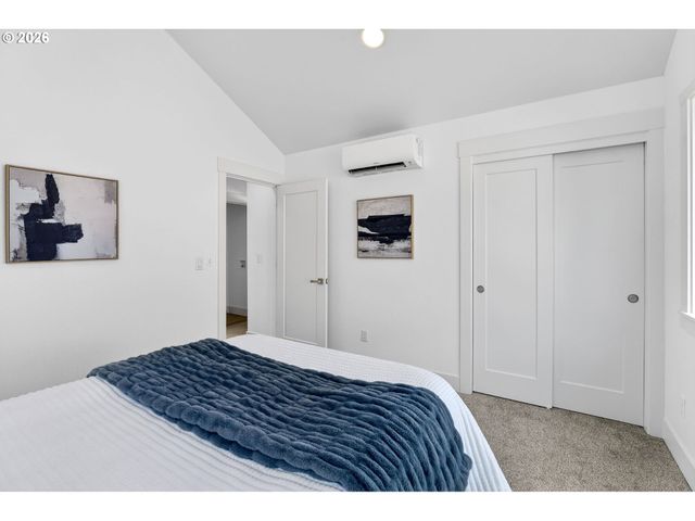 5228 Se Knapp St, Portland, OR 97206