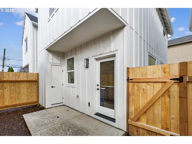 5228 Se Knapp St, Portland, OR 97206