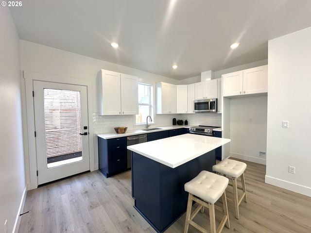 5228 Se Knapp St, Portland, OR 97206