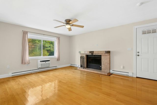 10 Erick Road 34, Mansfield, MA 02048