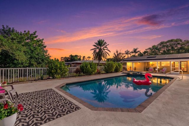 5868 DENISON DRIVE, Venice, FL 34293