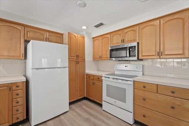 5868 DENISON DRIVE, Venice, FL 34293