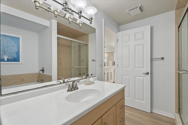 5868 DENISON DRIVE, Venice, FL 34293