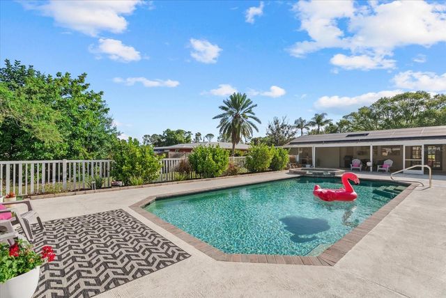 5868 DENISON DRIVE, Venice, FL 34293