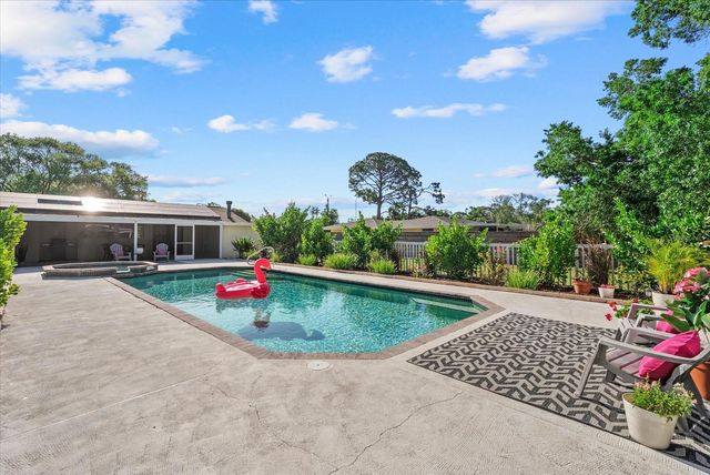 5868 DENISON DRIVE, Venice, FL 34293