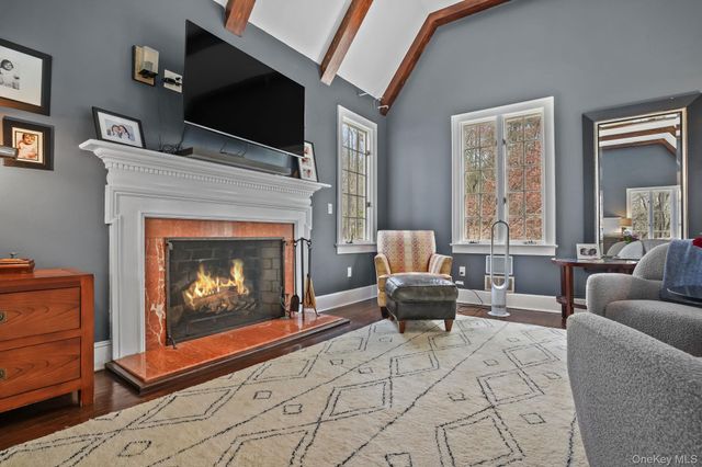 17 Spyrock Road, Pound Ridge, NY 10576