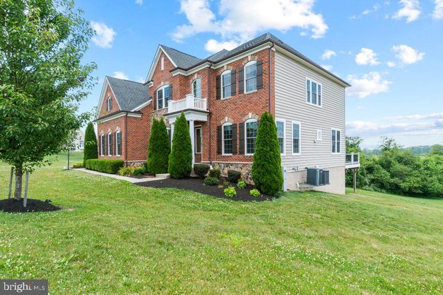 555 PARKLAND RD, Eldersburg, MD 21784
