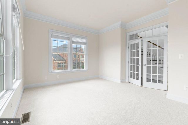 555 PARKLAND RD, Eldersburg, MD 21784